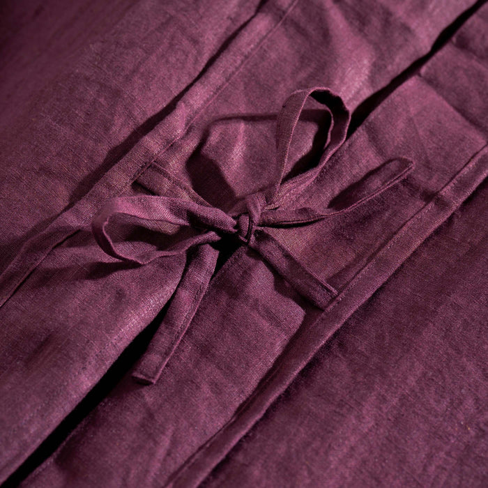 Aubergine French Linen Bedding And Bed Sheets - breathable, close-up detail 1 | Soak and Sleep