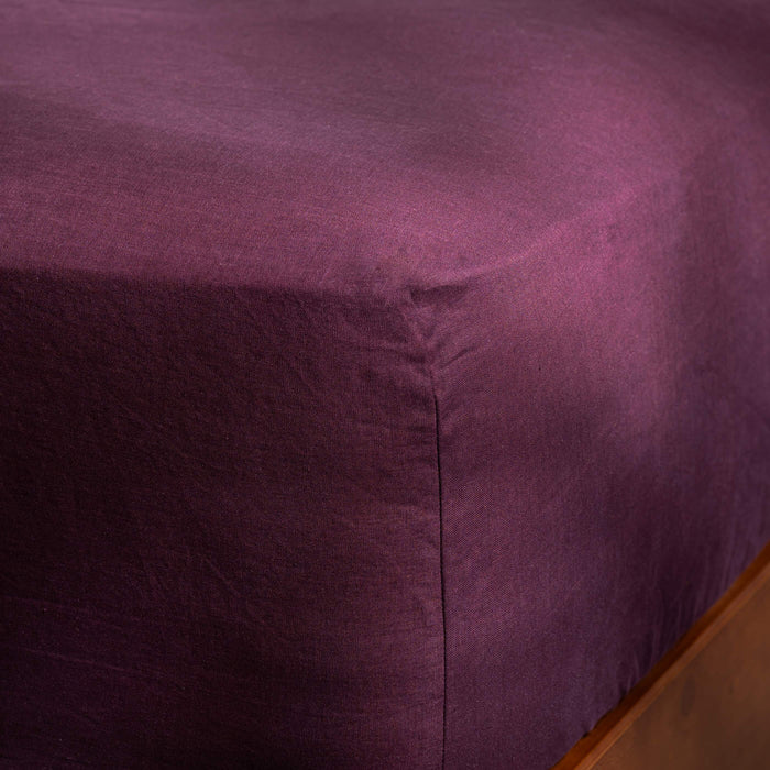 Aubergine French Linen Bedding And Bed Sheets - breathable, close-up detail 2 | Soak and Sleep