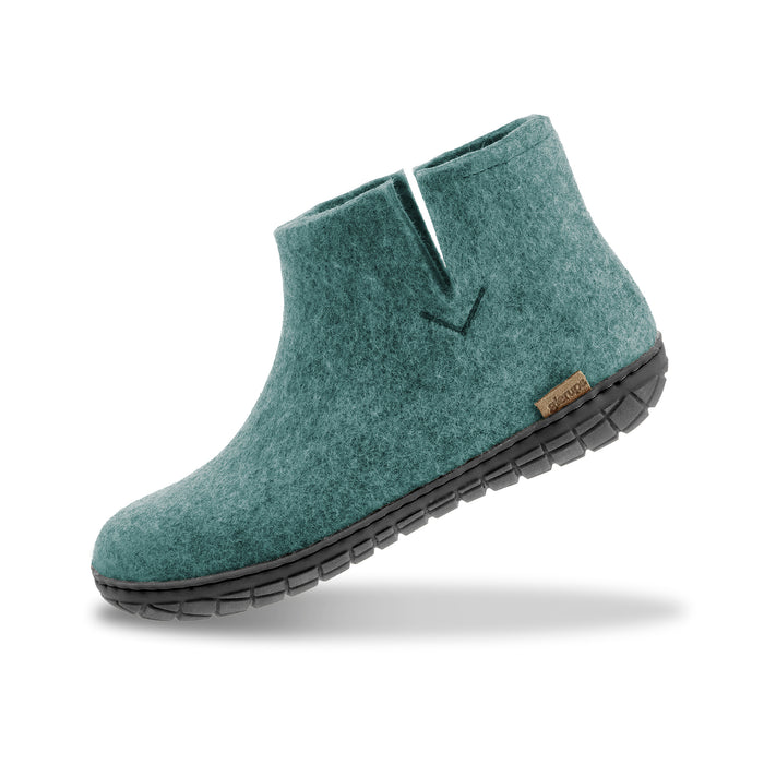 Boot with natural rubber sole - black - North Sea