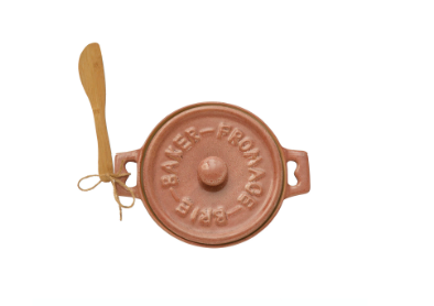 Brie Baker with Wood Spreader, Pink