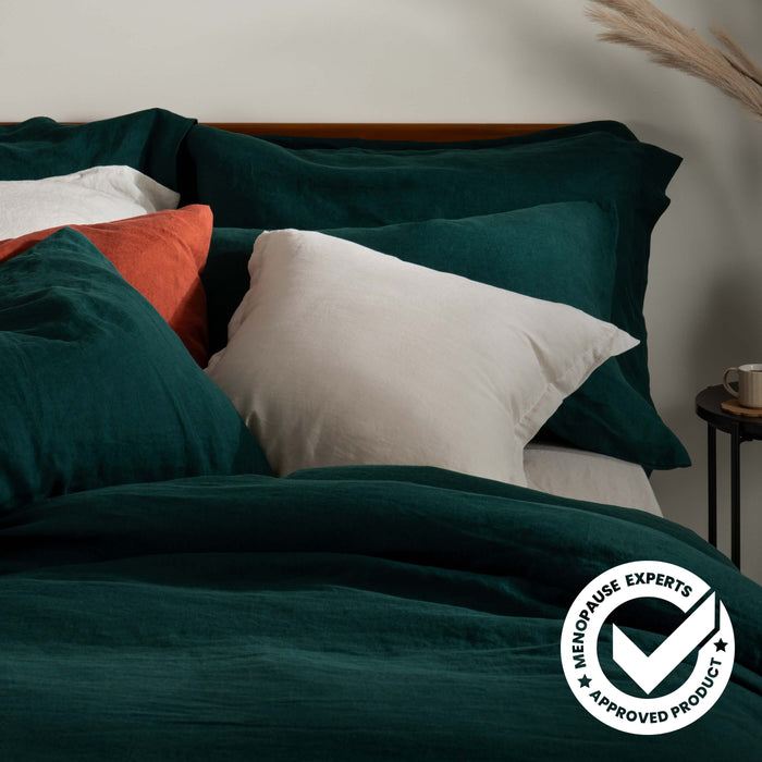 Dark Emerald French Linen Bed Sets Superking - breathable, natural, detail view | Soak and Sleep