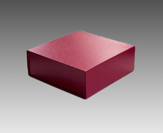 Red / 8" x 8"