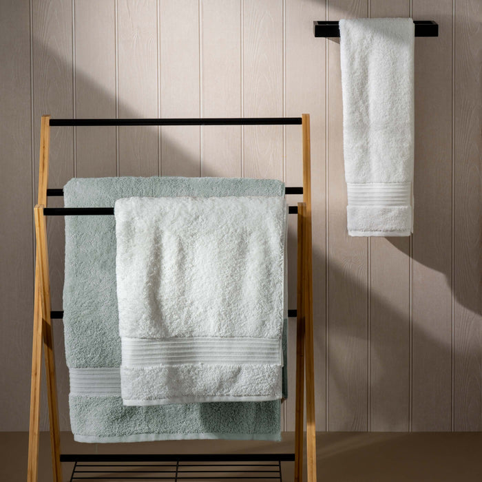 Mineral Blue Egyptian Cotton Towels bedroom detail 3 | Soak and Sleep
