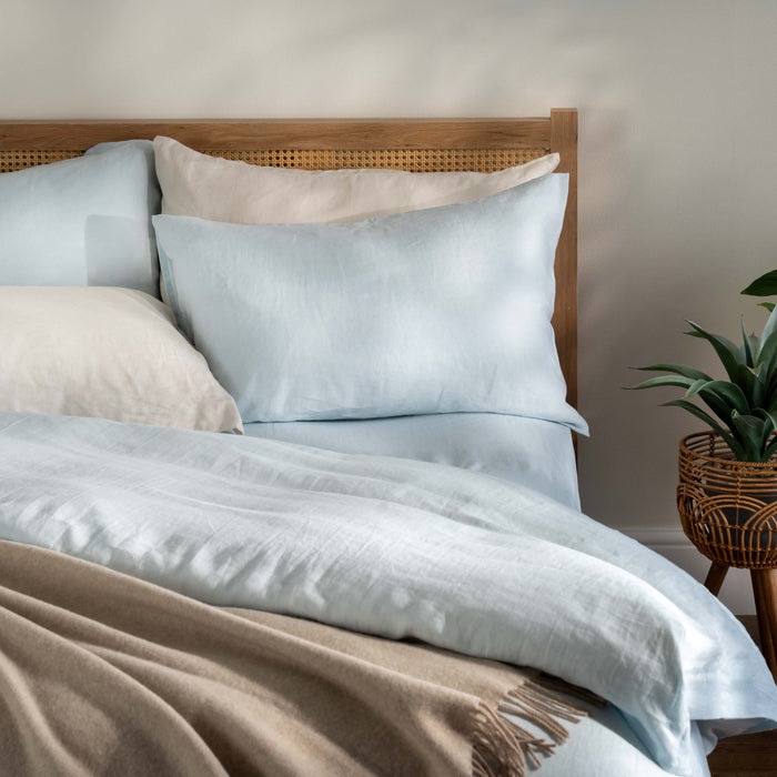 Mineral Blue French Linen Pillowcases close-up detail 3 | Soak and Sleep