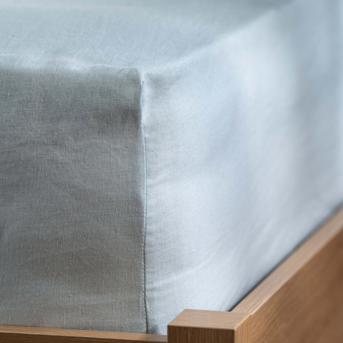 Mineral Blue French Linen Pillowcases close-up detail 5 | Soak and Sleep