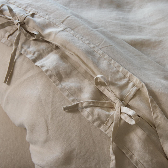 Natural French Linen Flat Sheet close-up detail 2 | Soak and Sleep