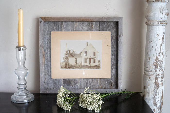 Rustic Weathered Grey Picture Frame With Plexiglass Holder | 8"x10"