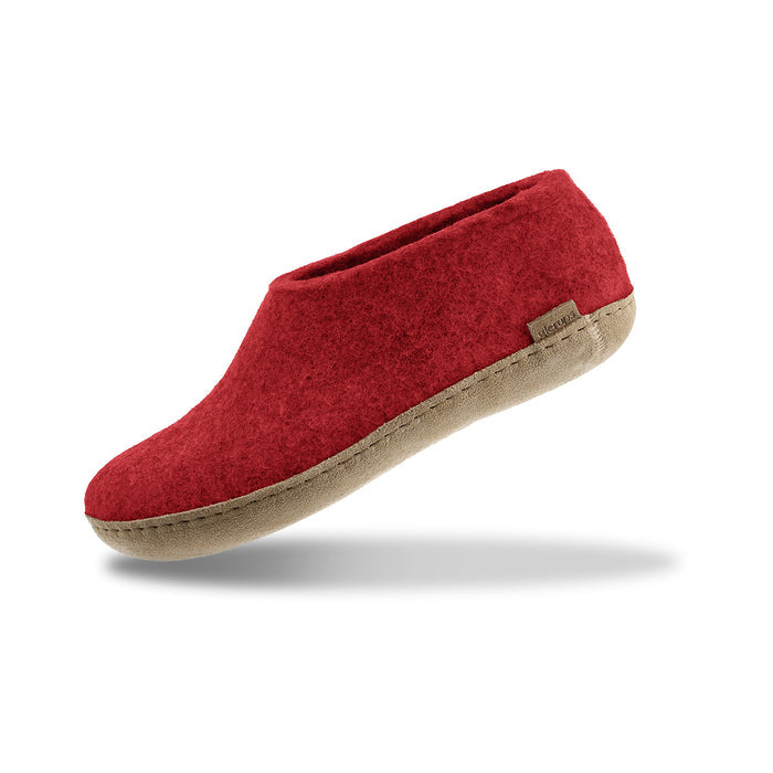 Shoe with leather sole - Red