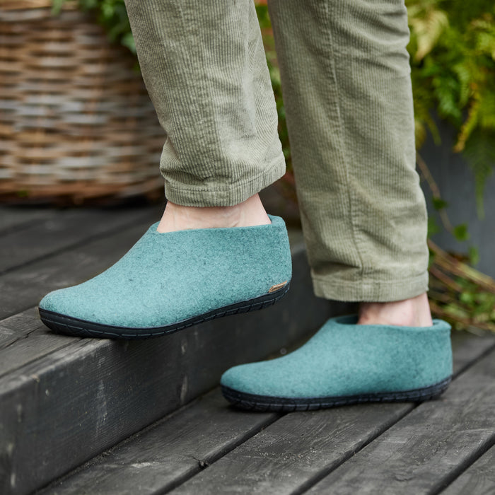 glerups Shoe with natural rubber sole - black Shoe with rubber sole 11 North Sea