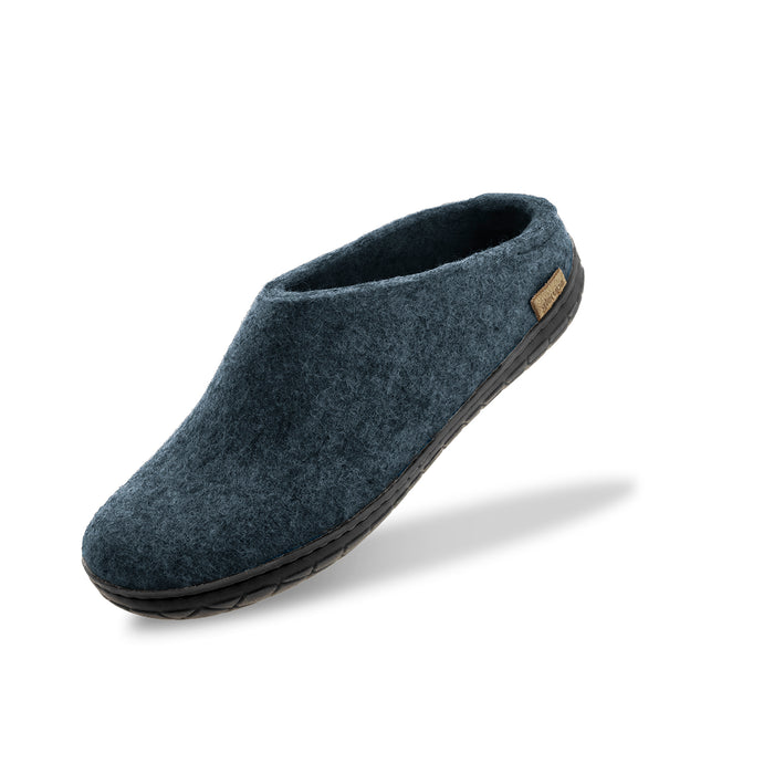 Slip-on with natural rubber sole - black - Denim