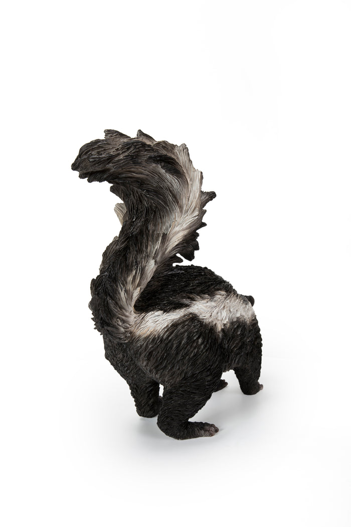 Walking Skunk Statue Hi-Line Gift Ltd.