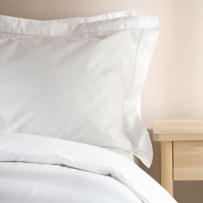 White 400 Thread Count Egyptian Cotton Pillowcases bedroom detail | Soak and Sleep