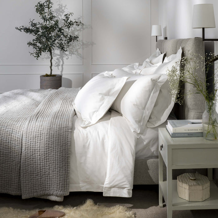 White 600 Thread Count Egyptian Cotton Flat Sheet detail view 1 | Soak and Sleep