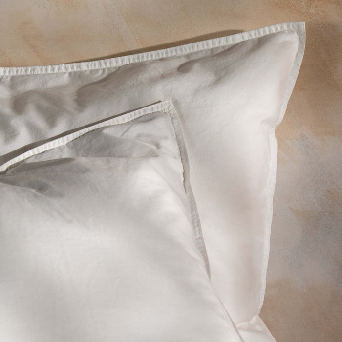 White Stonewashed Cotton Bed Set with Superking Pillowcases - linen, breathable, bedroom detail | Soak and Sleep