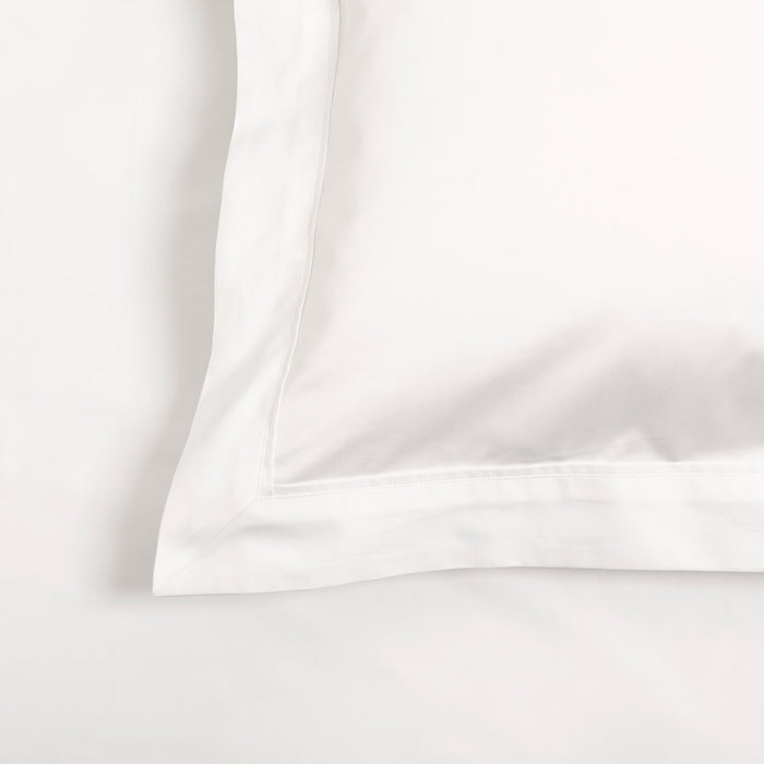 White Supima Cotton 1000 Thread Count Bedding - linen, close-up detail 2 | Soak and Sleep