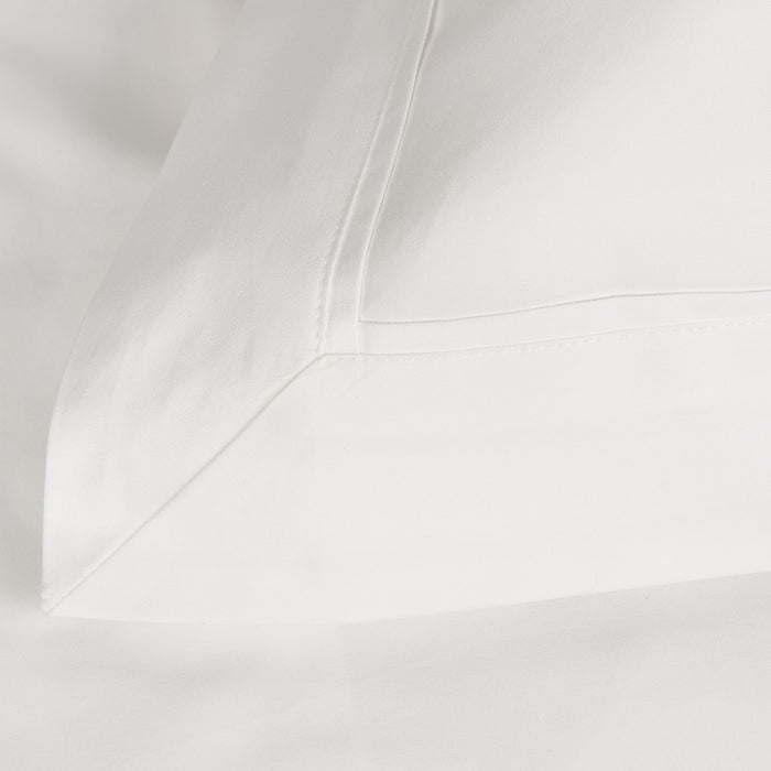 White Supima Cotton 1000 Thread Count Bedding - linen, close-up detail 3 | Soak and Sleep